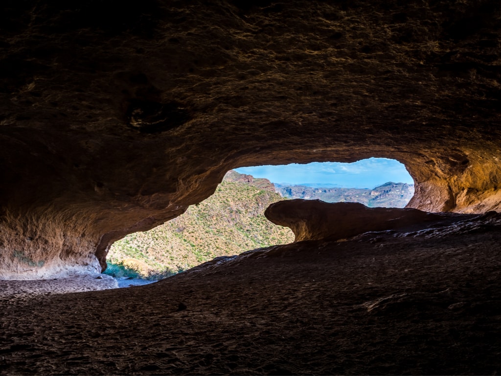 Best Caves in Arizona